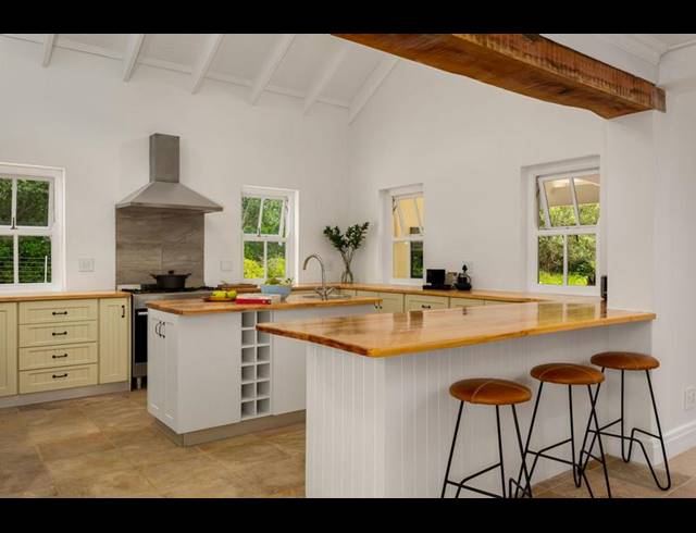 4 BEDROOM PROPERTY TO RENT IN AVIGNON